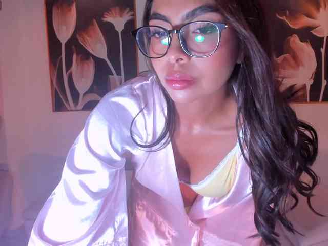 OrianaFontaine Live Webcam on BongaCams