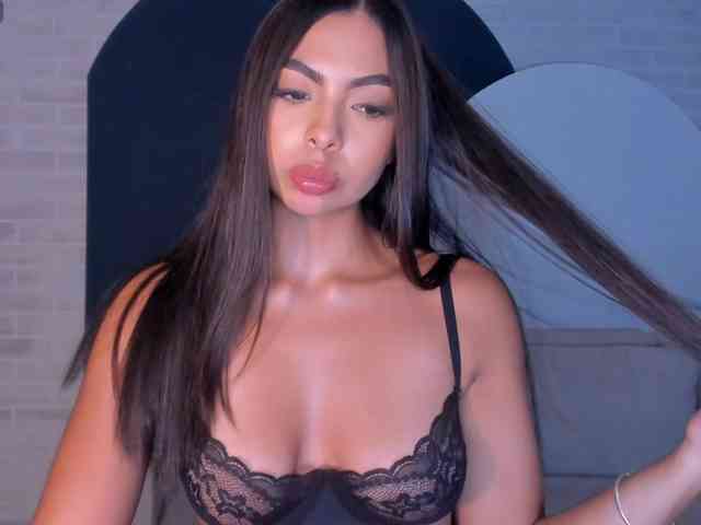 OrianaFontaine webcam