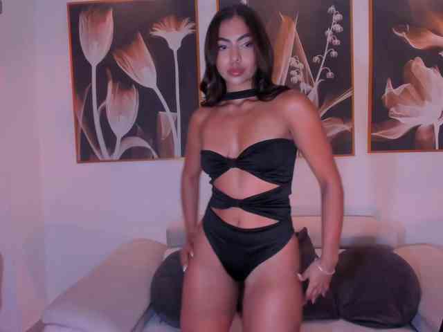 OrianaFontaine webcam