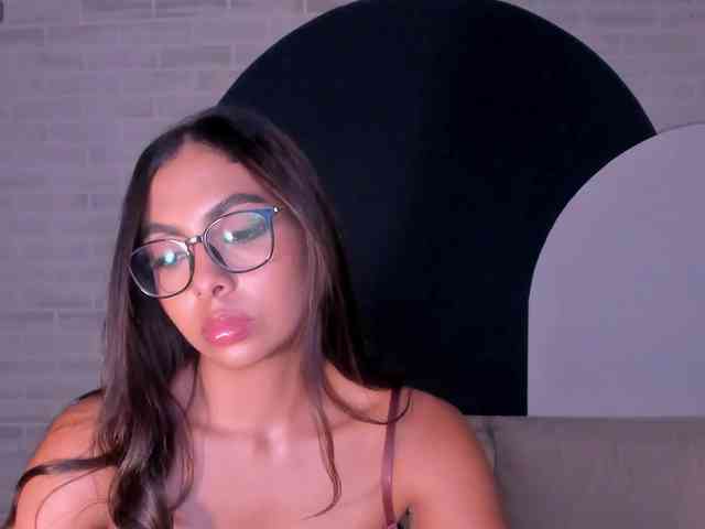 OrianaFontaine webcam