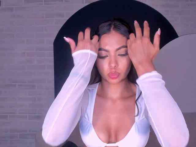 OrianaFontaine webcam