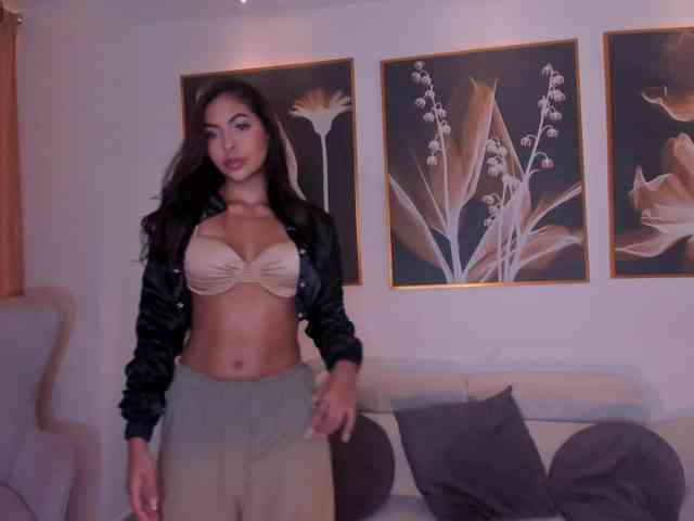 OrianaFontaine webcam