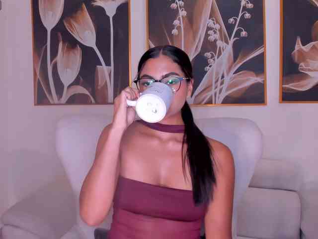 OrianaFontaine webcam