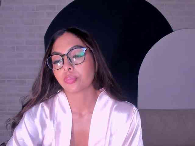 OrianaFontaine webcam