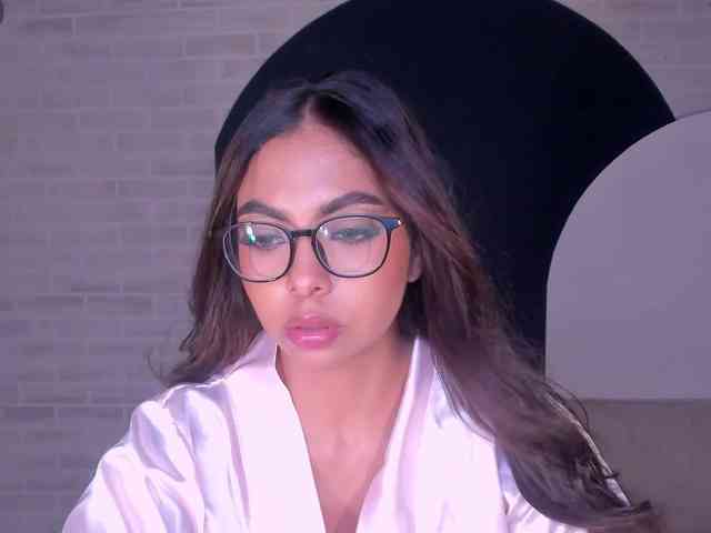 OrianaFontaine webcam