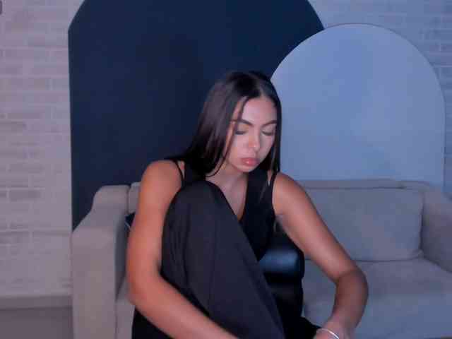 OrianaFontaine webcam