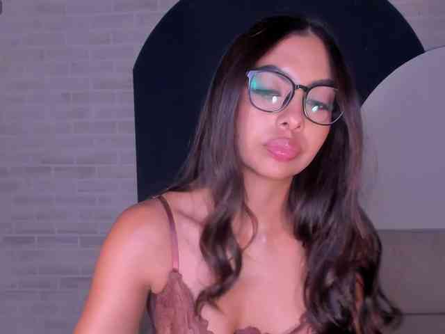 OrianaFontaine webcam