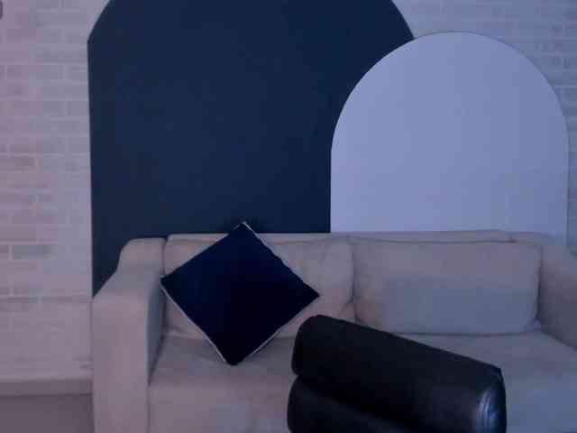 OrianaFontaine webcam