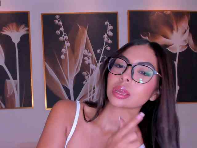 OrianaFontaine Live Webcam on BongaCams