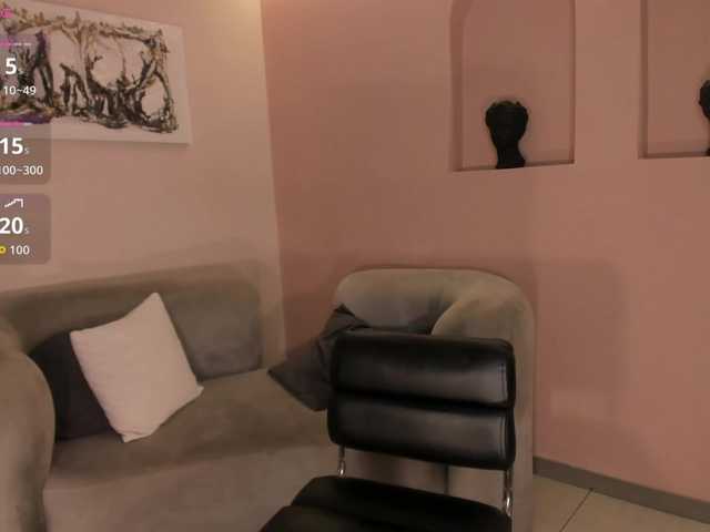 LucieMartin's BongaCams show and profile