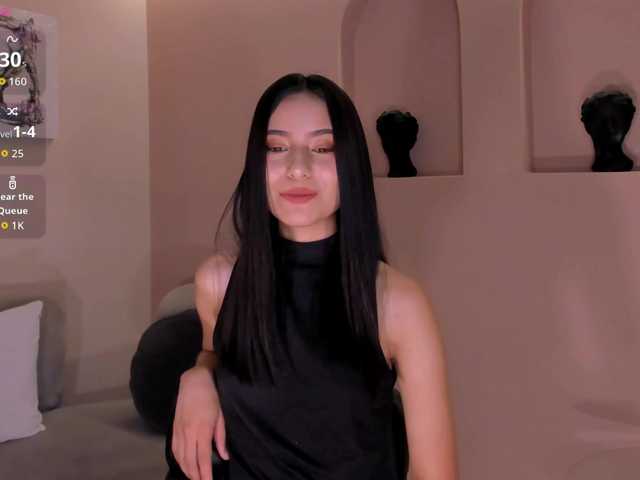 LucieMartin's BongaCams show and profile