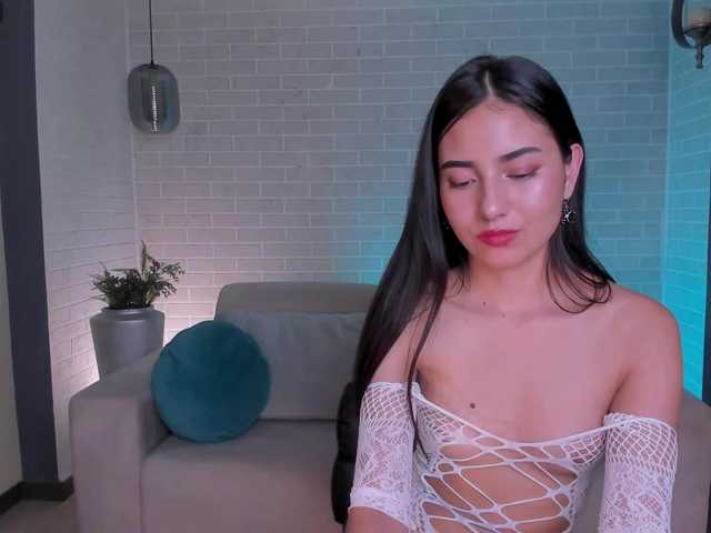 LucieMartin's BongaCams show and profile
