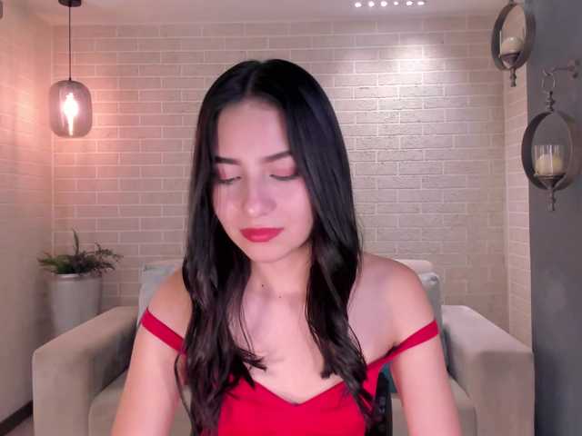 LucieMartin's BongaCams show and profile