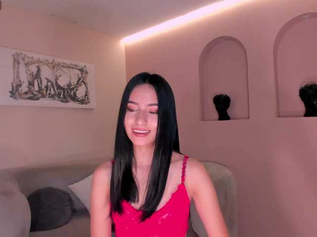 LucieMartin's BongaCams show and profile