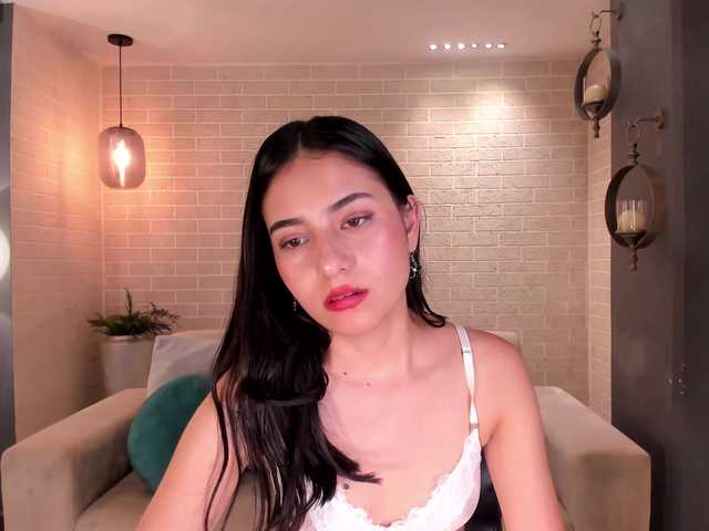 LucieMartin's BongaCams show and profile