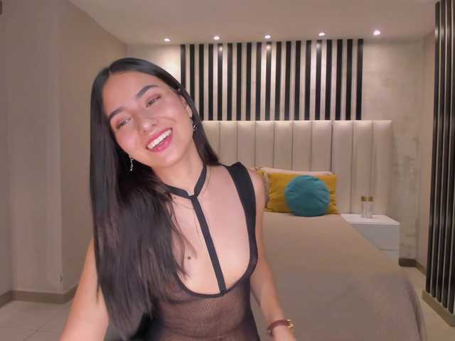 LucieMartin's BongaCams show and profile