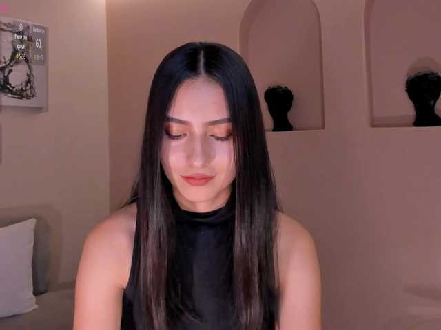 LucieMartin's BongaCams show and profile