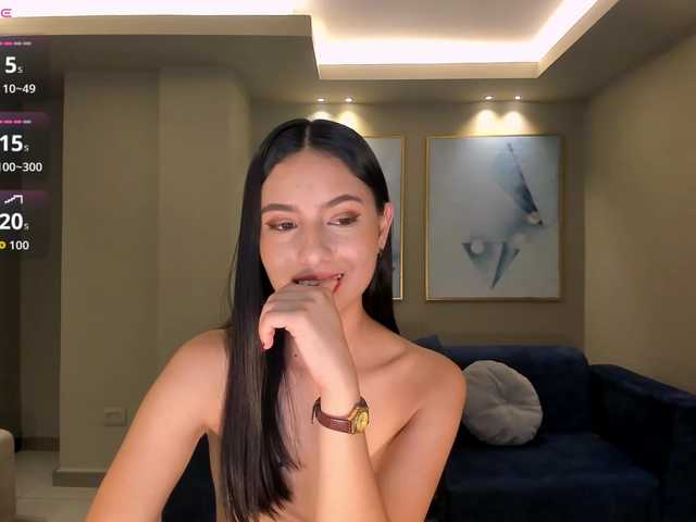 LucieMartin's BongaCams show and profile