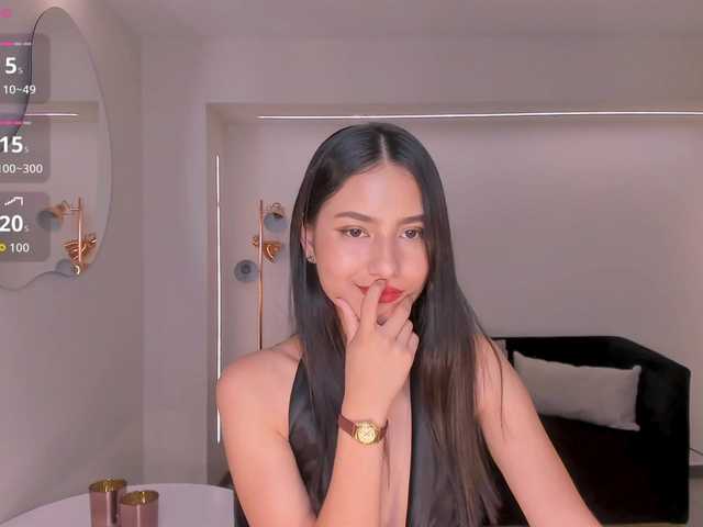 LucieMartin's BongaCams show and profile