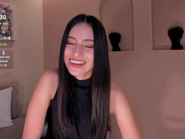 LucieMartin's BongaCams show and profile