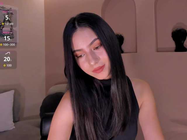 LucieMartin's BongaCams show and profile