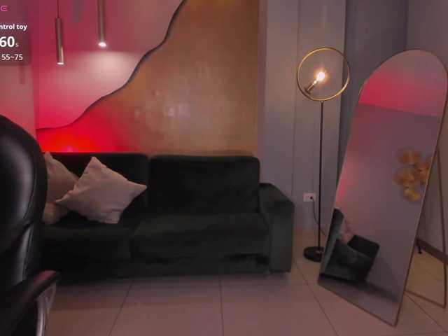 IsabellaMoretti's BongaCams show and profile