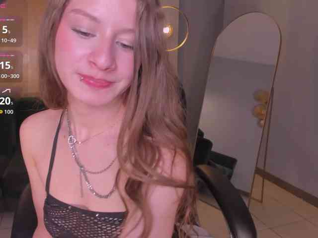 IsabellaMoretti webcam