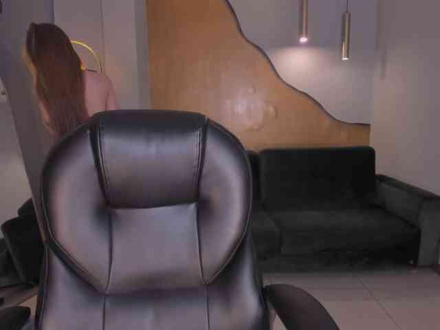 IsabellaMoretti webcam