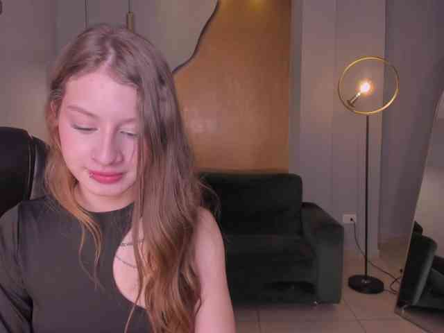 IsabellaMoretti webcam