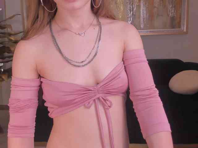 IsabellaMoretti webcam