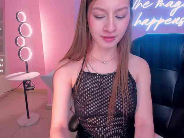 IsabellaMoretti webcam