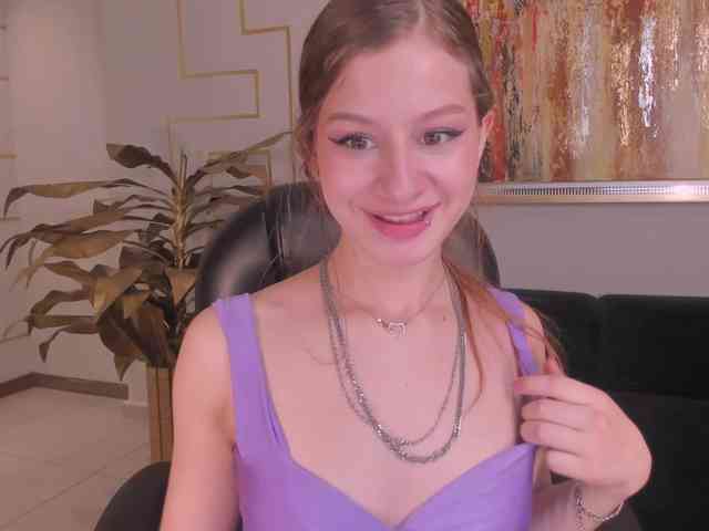 IsabellaMoretti webcam