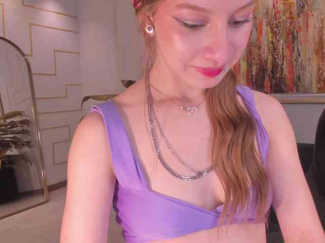 IsabellaMoretti webcam