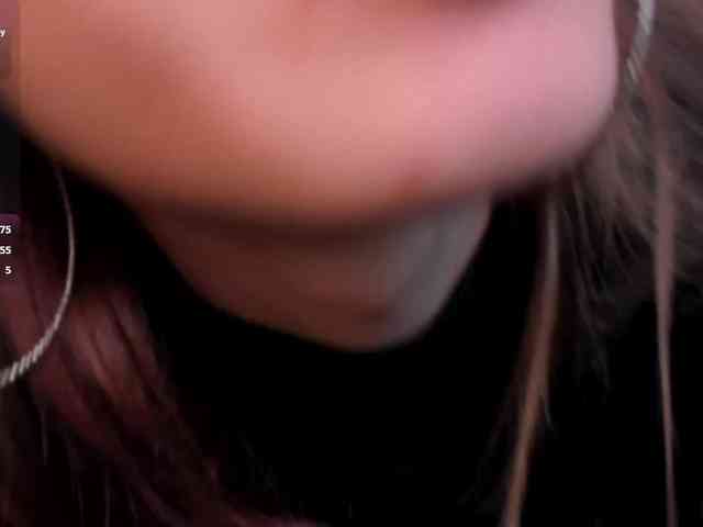 IsabellaMoretti webcam