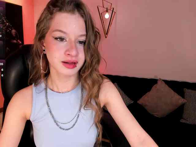 IsabellaMoretti webcam