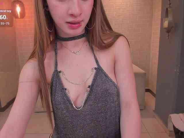 IsabellaMoretti webcam