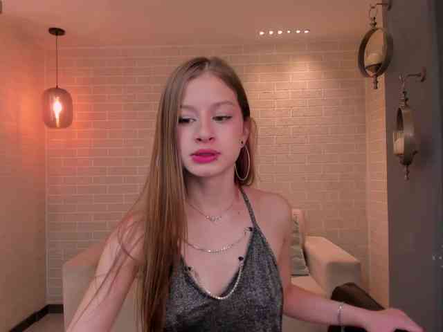 IsabellaMoretti webcam