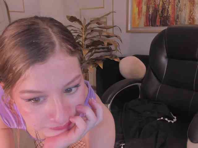 IsabellaMoretti webcam