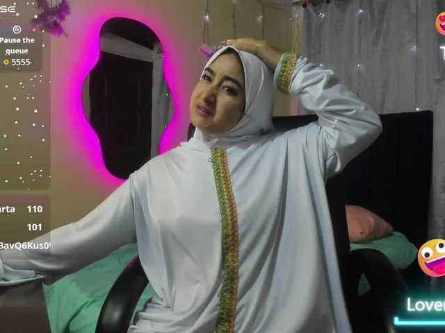 SamiraAwada live cam profile