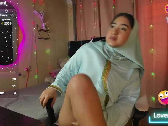 SamiraAwada's BongaCams show and profile