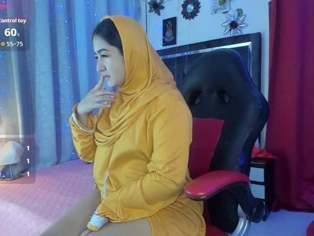 SamiraAwada's BongaCams show and profile