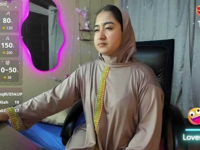 SamiraAwada's BongaCams show and profile