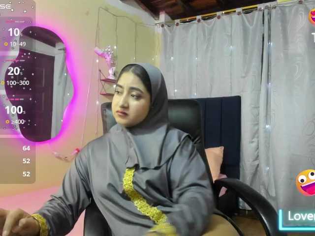 SamiraAwada's BongaCams show and profile