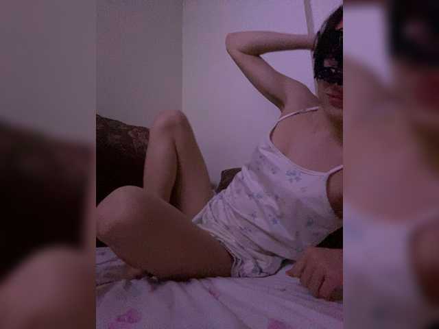 Nysaa's BongaCams show and profile