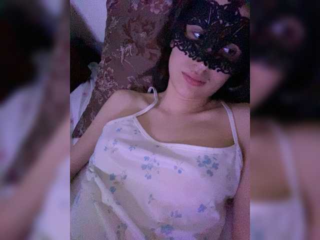 Nysaa's BongaCams show and profile