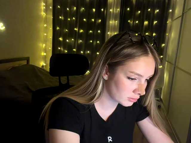 JoycelynPreece's BongaCams show and profile