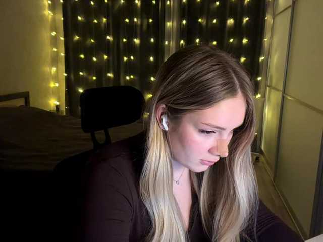 JoycelynPreece's BongaCams show and profile