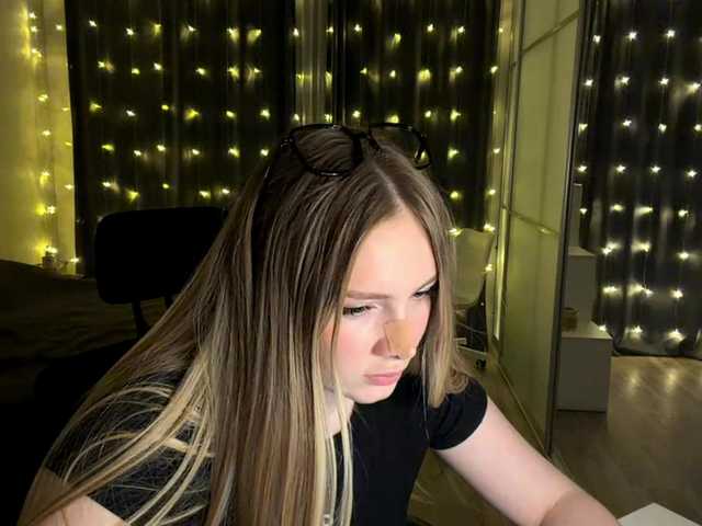 JoycelynPreece's BongaCams show and profile