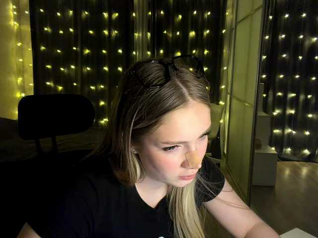 JoycelynPreece's BongaCams show and profile