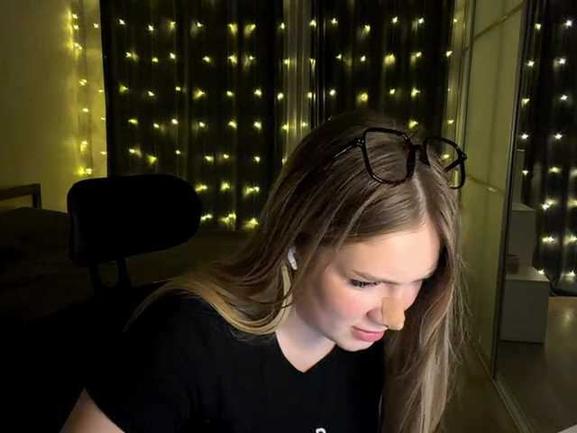 JoycelynPreece's BongaCams show and profile